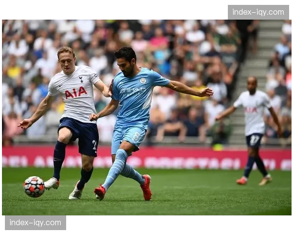 “托特纳姆热刺球场考虑微调角旗区广告牌位置，以减少对主队角球、传中视线的干扰”