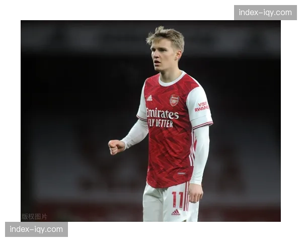 “战术板：解析曼城阿森纳一役，双方如何相互限制对手的定位球”